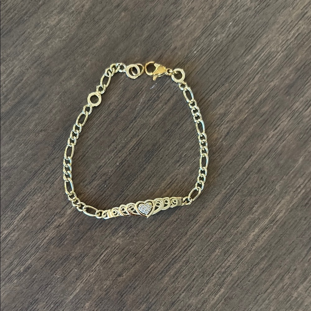 Gold Curb Chain Bracelet with Lobster Clasp